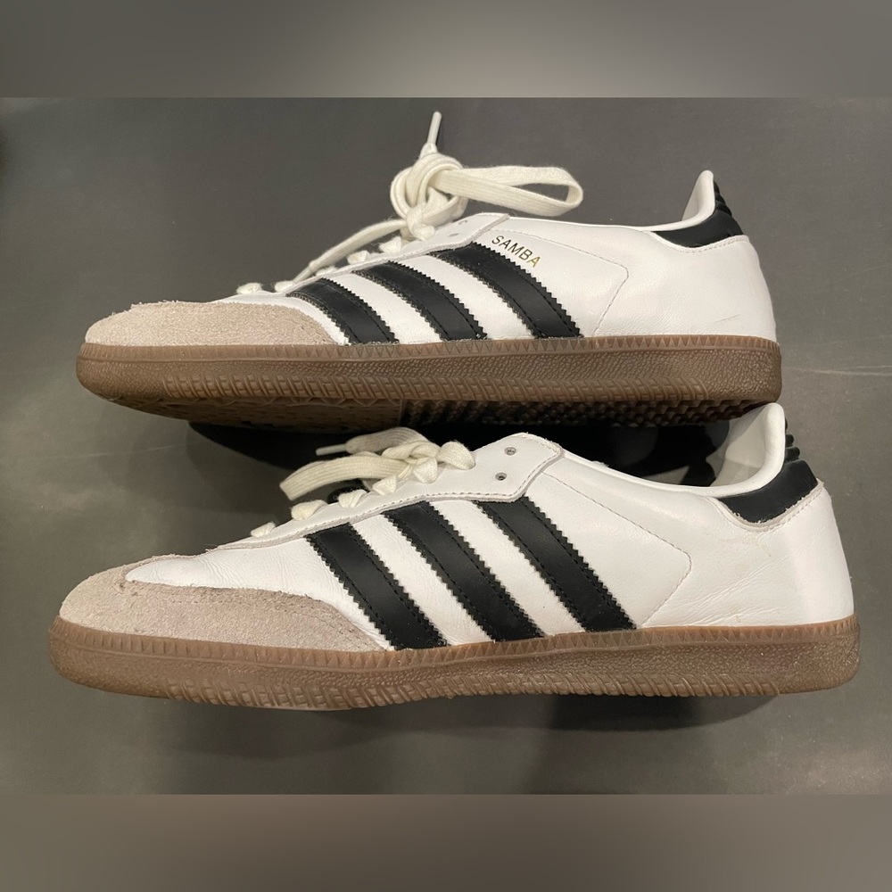 White Adidas Sambas - Women’s 8